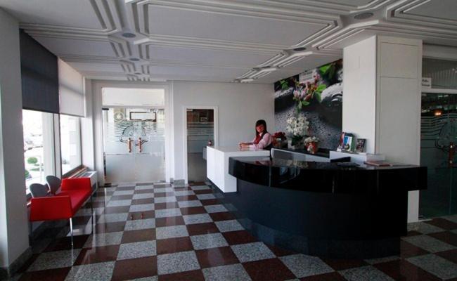 Hotel Adelma オスナヨ エクステリア 写真