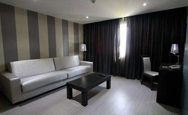 Hotel Adelma オスナヨ 部屋 写真