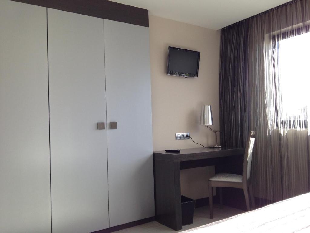 Hotel Adelma オスナヨ 部屋 写真